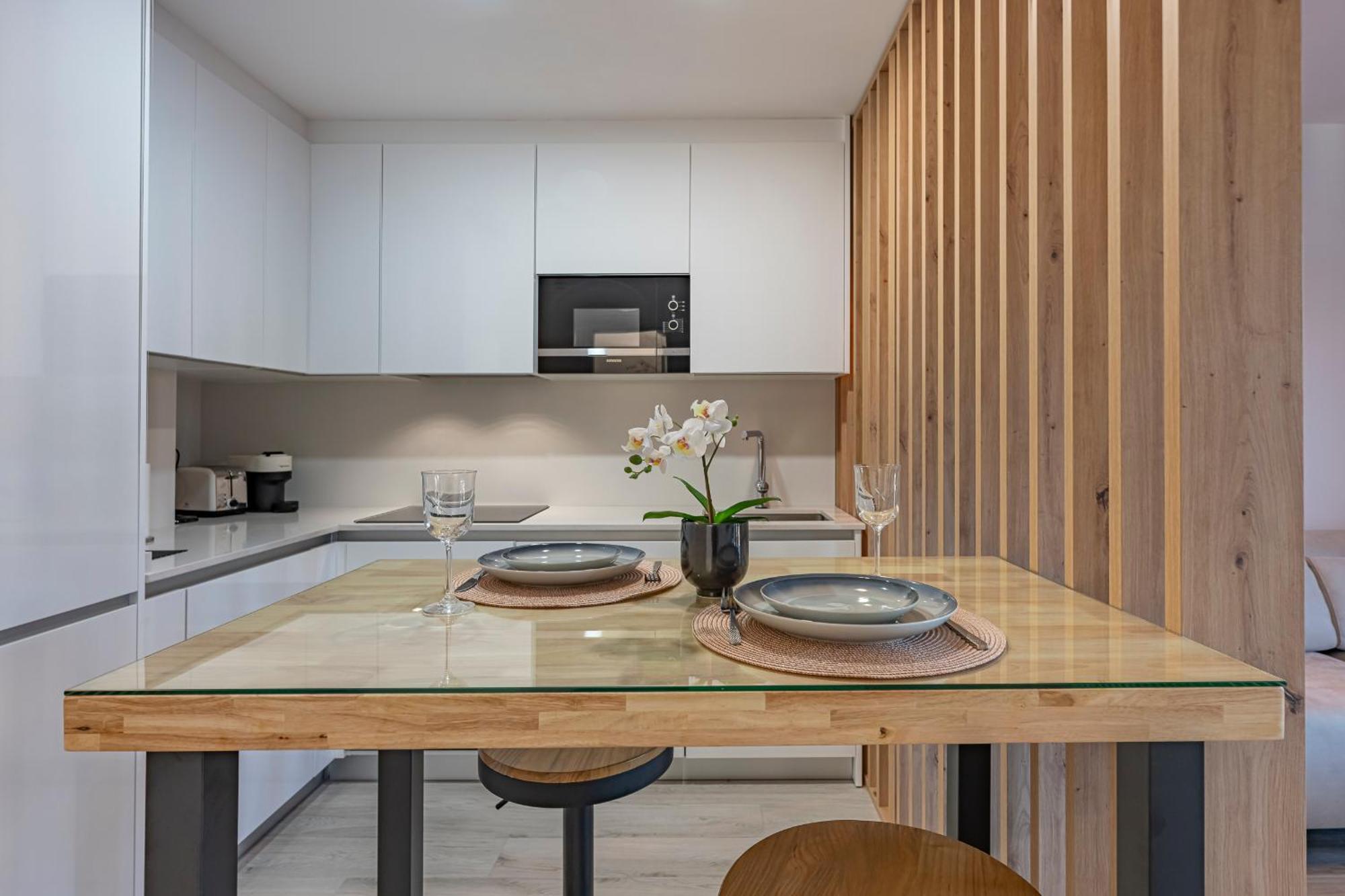Appartement Dolmen Group-apartment Martiricos *